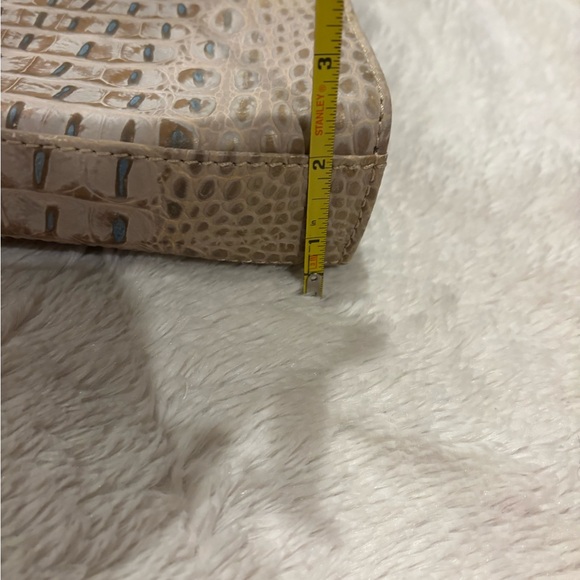 NWOT Dooney and Bourke Croc Embossed Leather Crossbody Bag Nile Collection - Picture 13 of 14